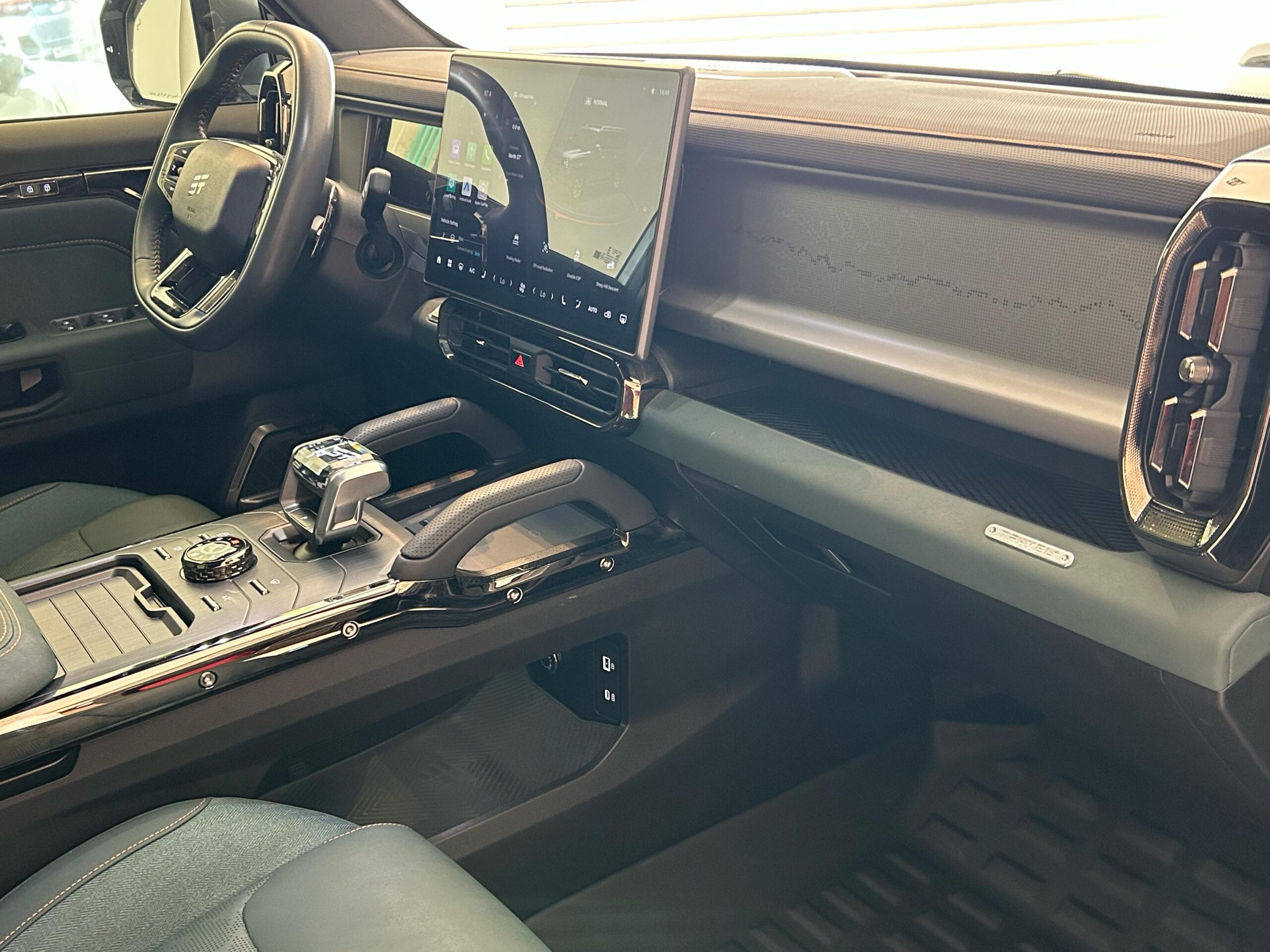Jetour T2 (Full Option) Model: 2025