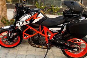 KTM 690 Duke type ( R ) Model 2016