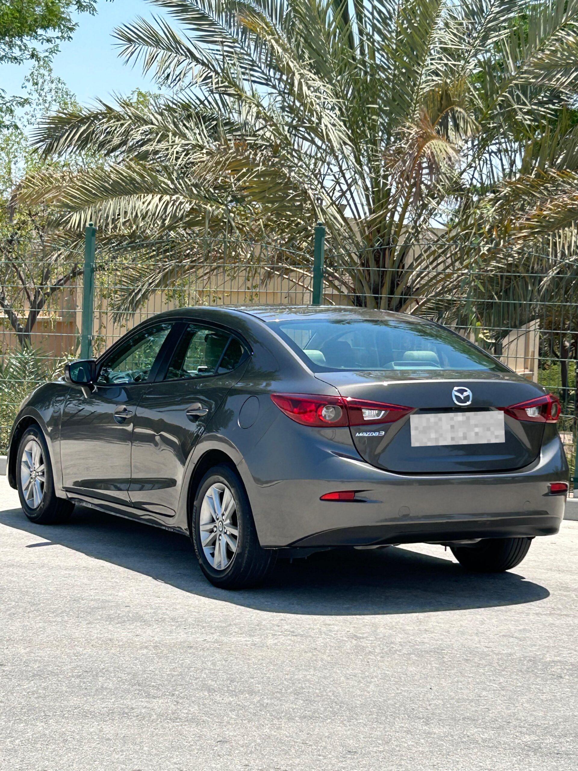 Mazda 3 Model: 2016