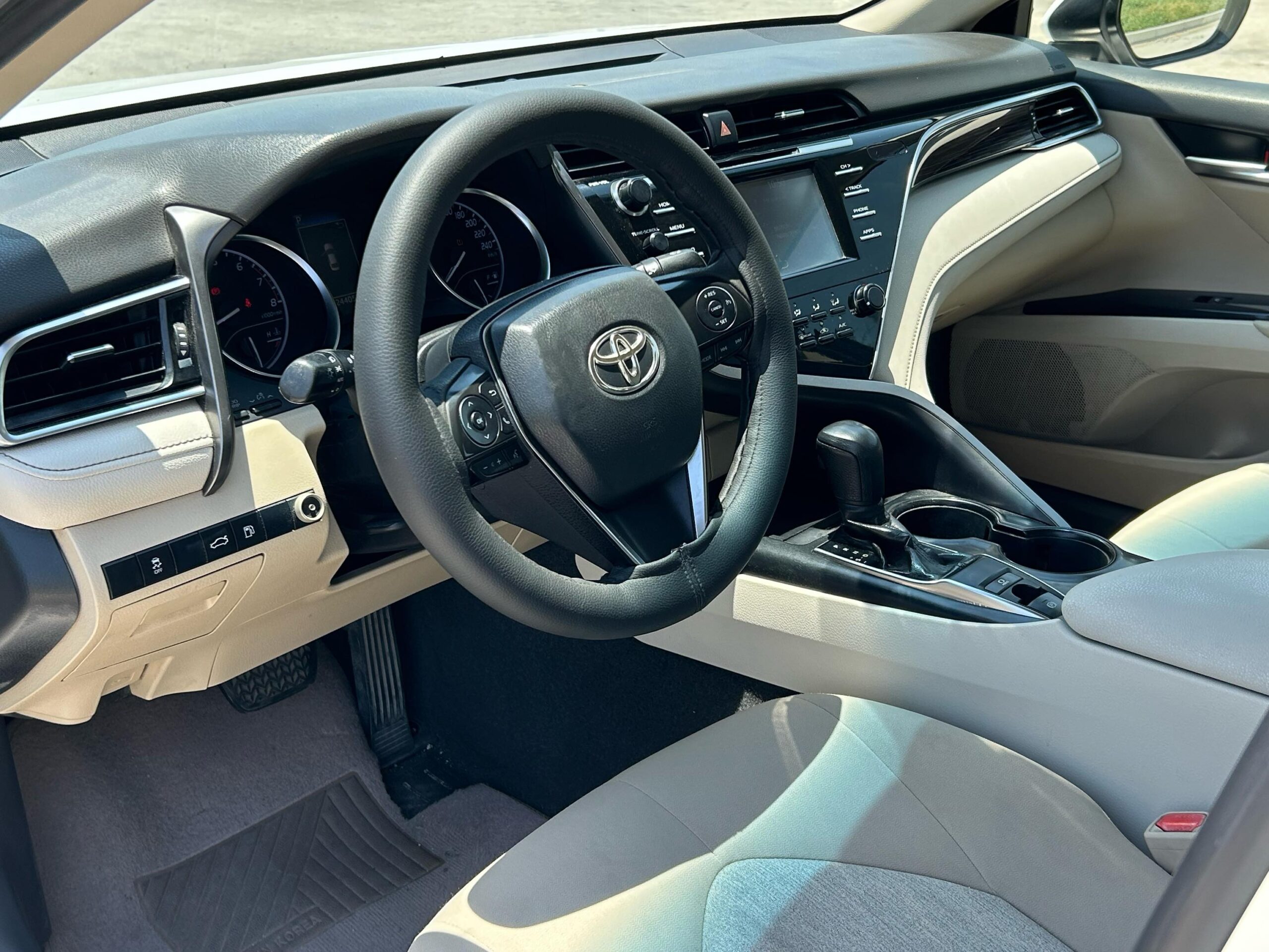 Toyota Camry LE Model: 2018