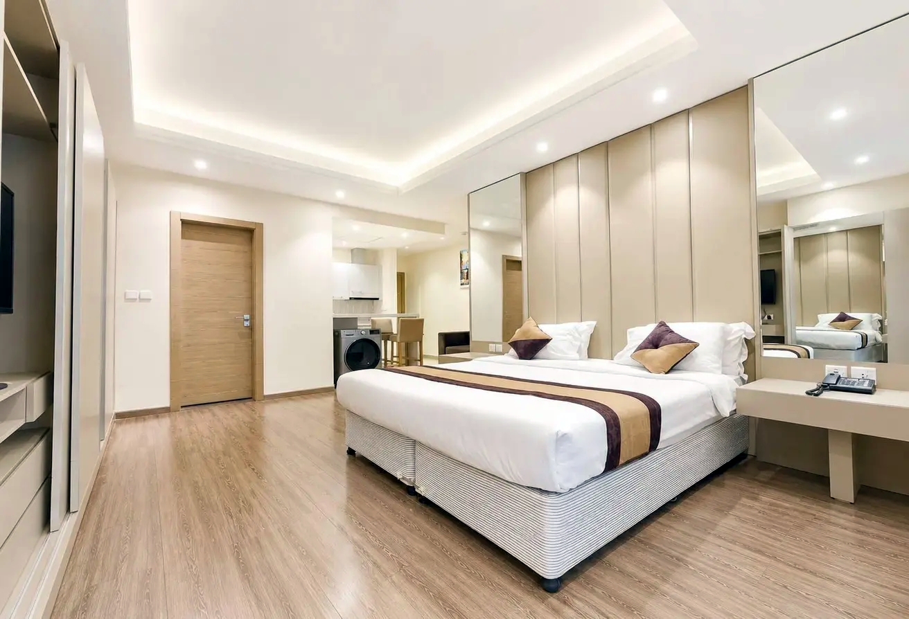 Luxury Studio Apartment for Rent: All-Inclusive, Prime Location Near Juffair Mall