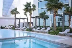 Luxurious Sea View Apartment for Rent in Onyx, Bahrain Bay