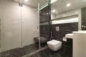 Bahrain Bay Apartments for Sale: Prime Location, 2-Minute Walk to Promenade