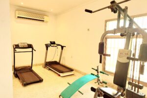 شقة مفروشة بالكامل للإيجار في أم الحصم