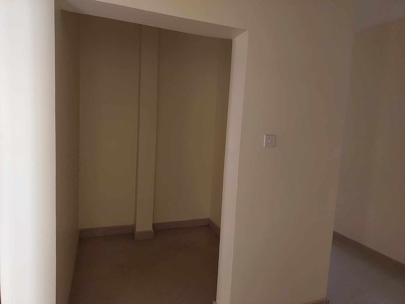 3BHK Semi Furnished Flat for Rent at Jeblat Hibshi