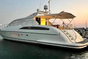 Luxury Yacht for Sale: ARNO LEOPARD 24, 2005 Model