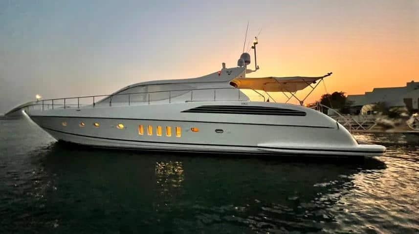 Luxury Yacht for Sale: ARNO LEOPARD 24, 2005 Model