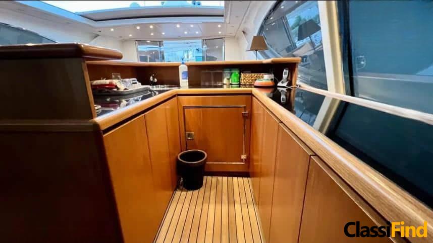 Luxury Yacht for Sale: ARNO LEOPARD 24, 2005 Model