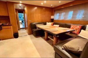 Luxury Yacht for Sale: ARNO LEOPARD 24, 2005 Model