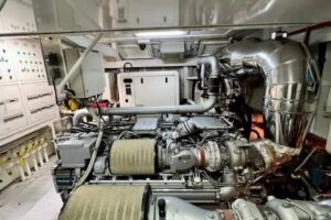 Luxury Yacht for Sale: ARNO LEOPARD 24, 2005 Model