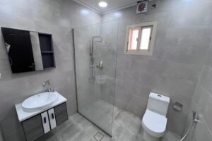 للبيع – فيلا سكنية راقية مع مسبح في الحد الجديدة
