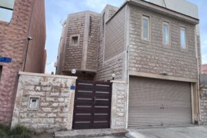 للبيع – فيلا سكنية راقية مع مسبح في الحد الجديدة