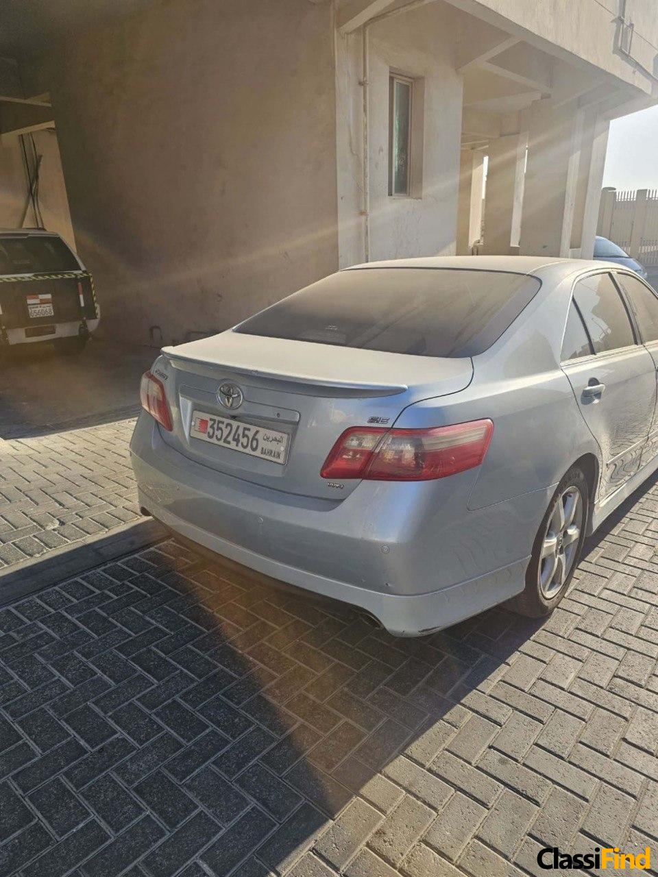 Toyota Camry 2009 SE – Full option