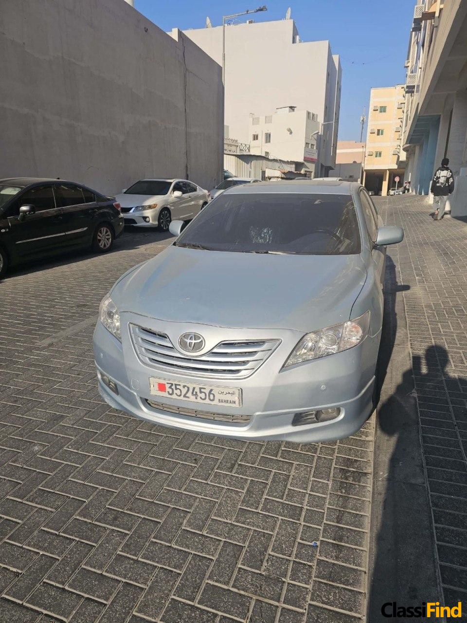 Toyota Camry 2009 SE – Full option
