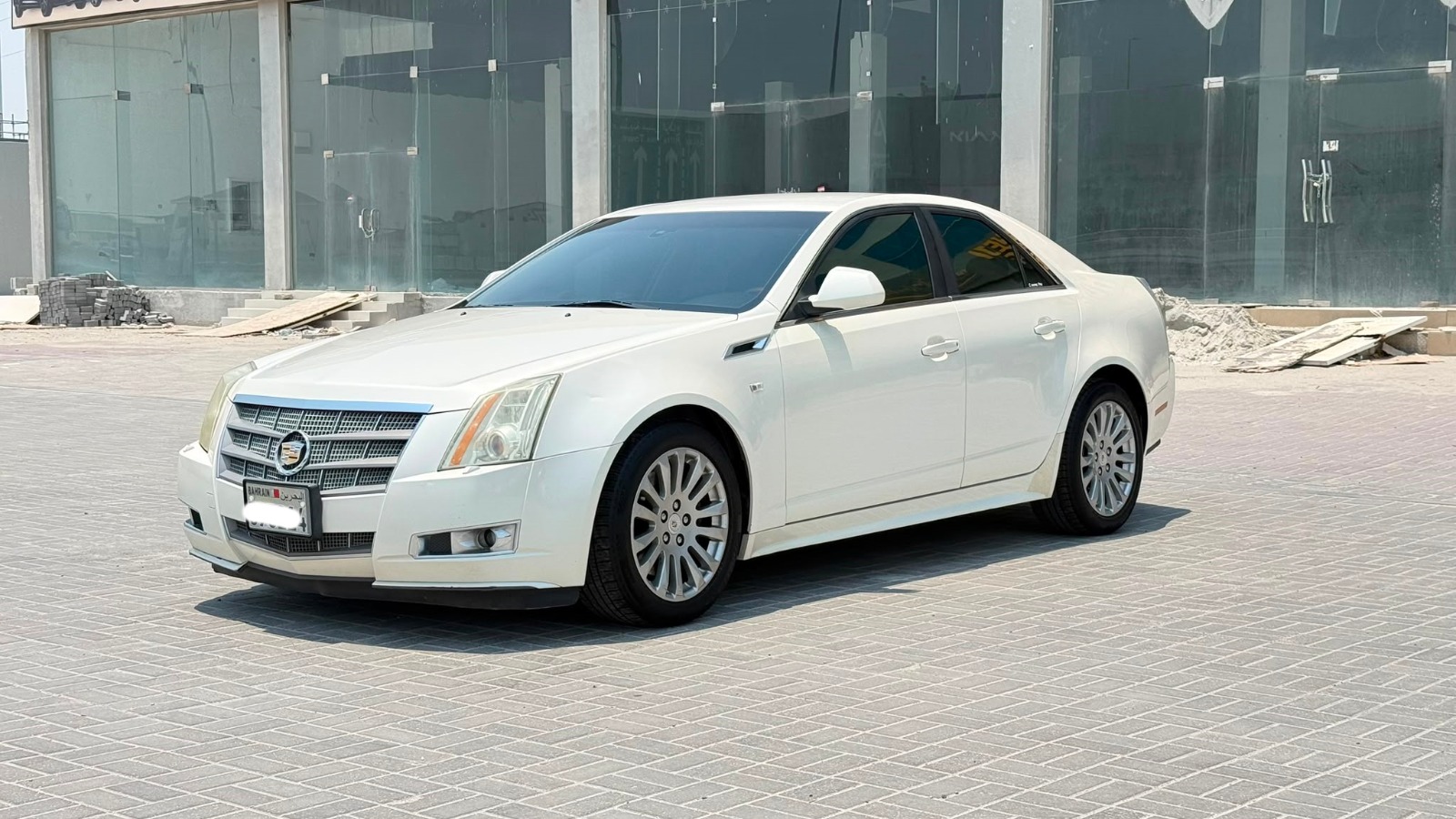 Cadillac CTS 2011 (White)