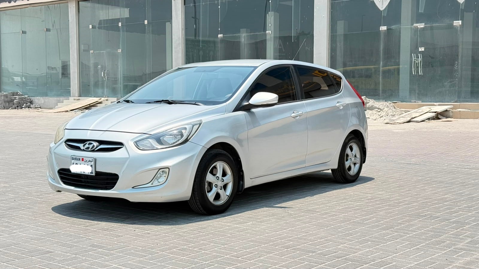 Hyundai Accent 2015 (Silver)