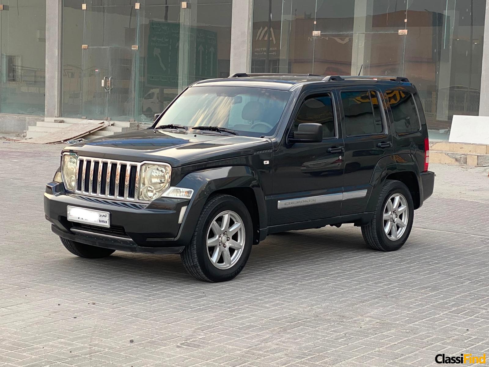 Jeep Grand Cherokee LTD 2010 (Black)