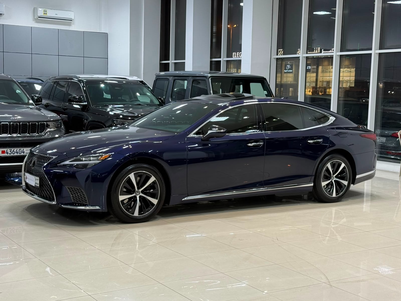 Lexus LS-350 / 2026 (Blue)