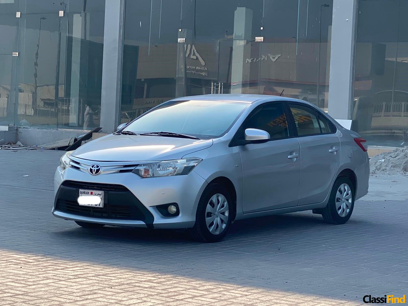 Toyota Yaris 2015 (Silver)
