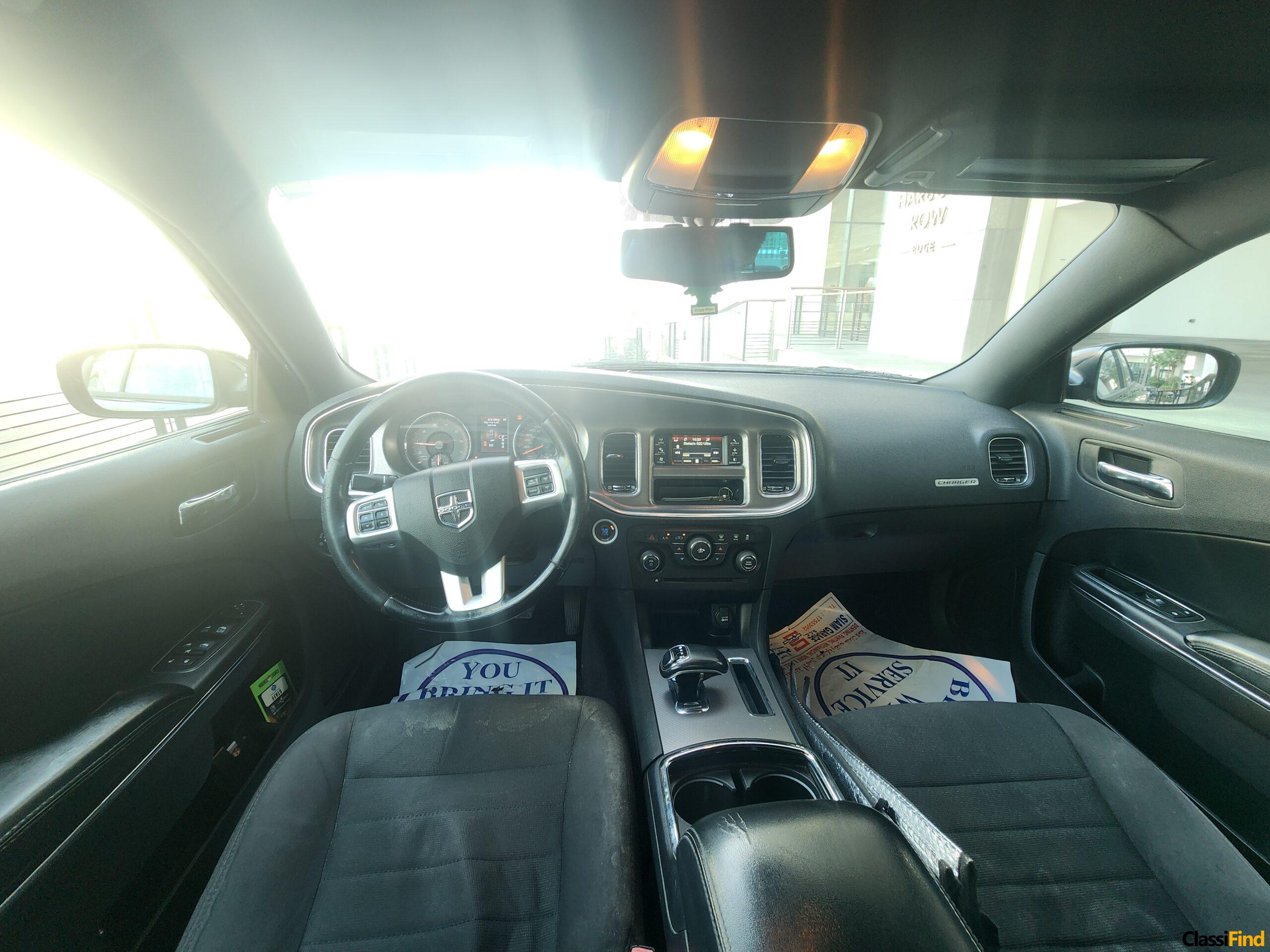 Dodge Charger 3.6l SE 2012