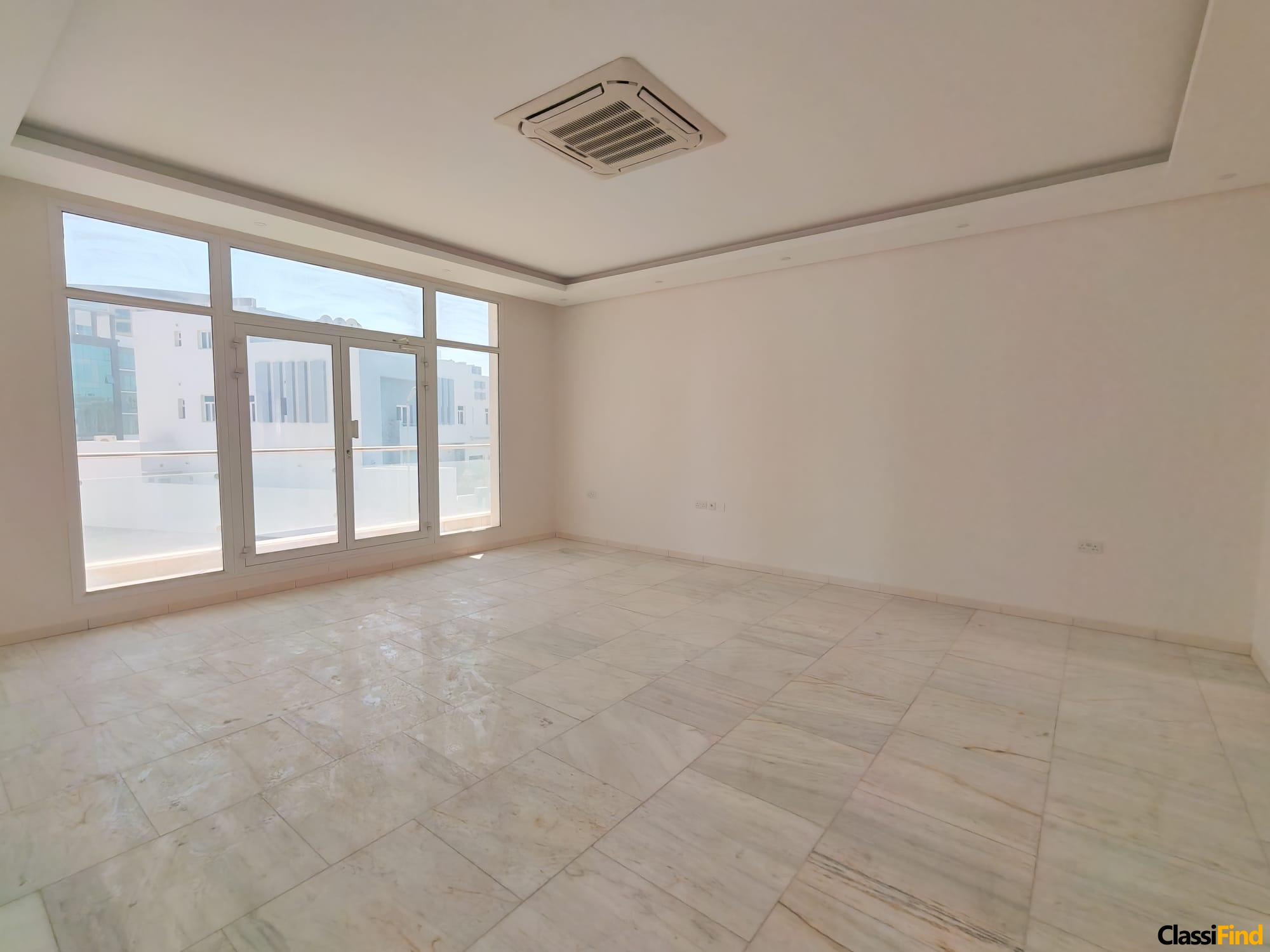 Villa For Sale In Amwaj Island