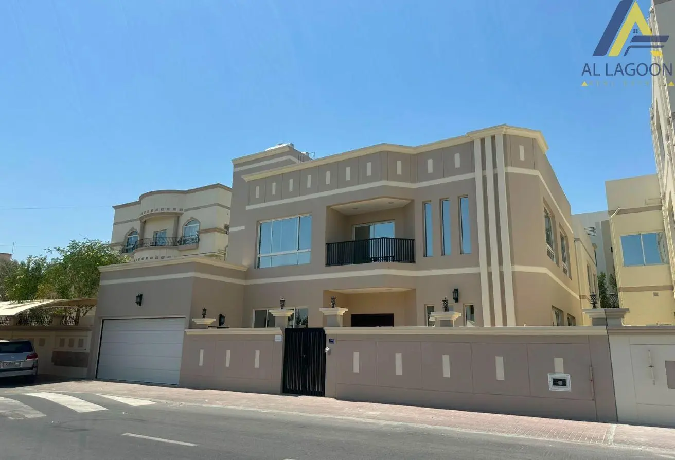 Luxurious and Unique Villas for Sale in Quiet Bu Kowarah Area