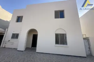 Serene Villas for Sale in Hamad Town: Fully-Serviced Residential Area