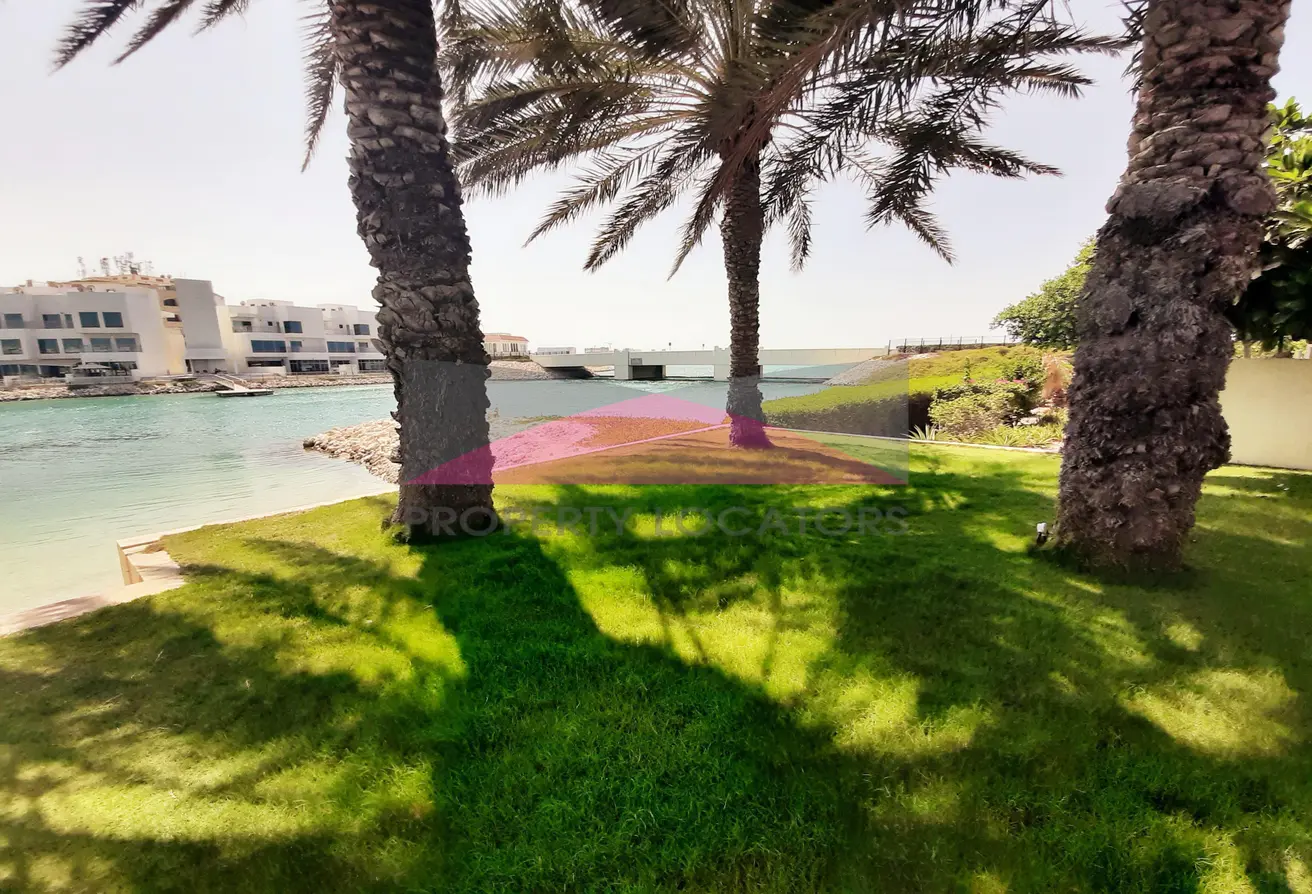 Luxurious Villa for Sale: Private Pool, Prime Location on White Sandy Beach – Tala Island