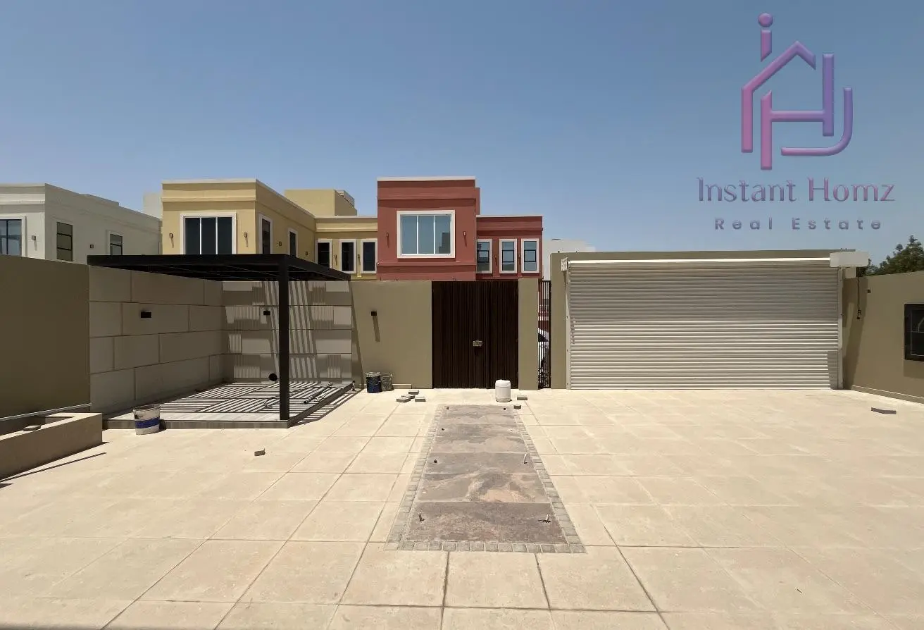 Luxury Villa for Sale in Al Janabiya, Beautiful Design