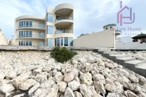 Corner 7BHK Villa for Sale in Amwaj Islands – Luxury Home