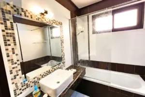 Bright & Modern Furnished Villa with Pool