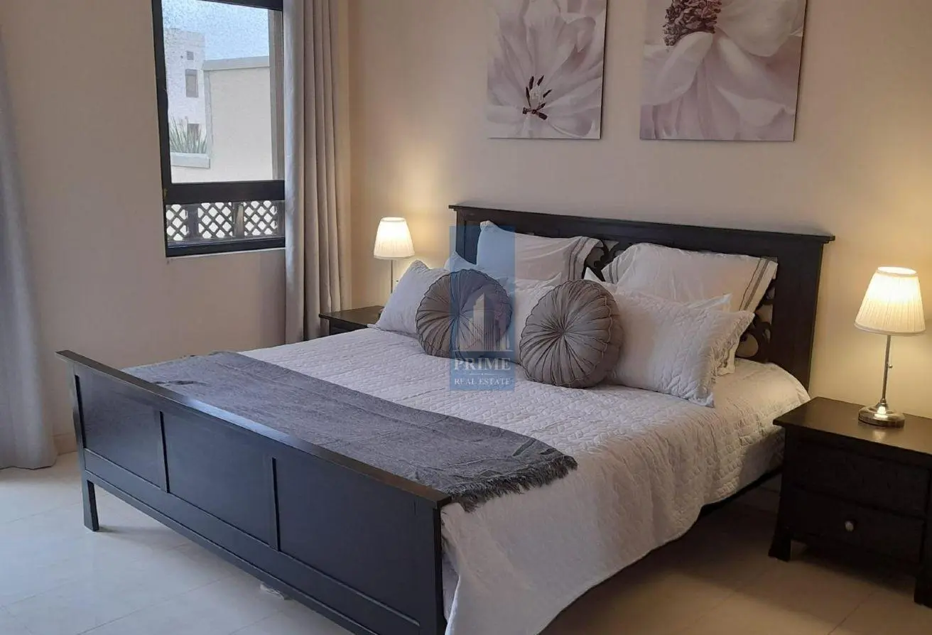 Luxurious Waterfront Villa with Income-Generating Potential and Direct Canal Access