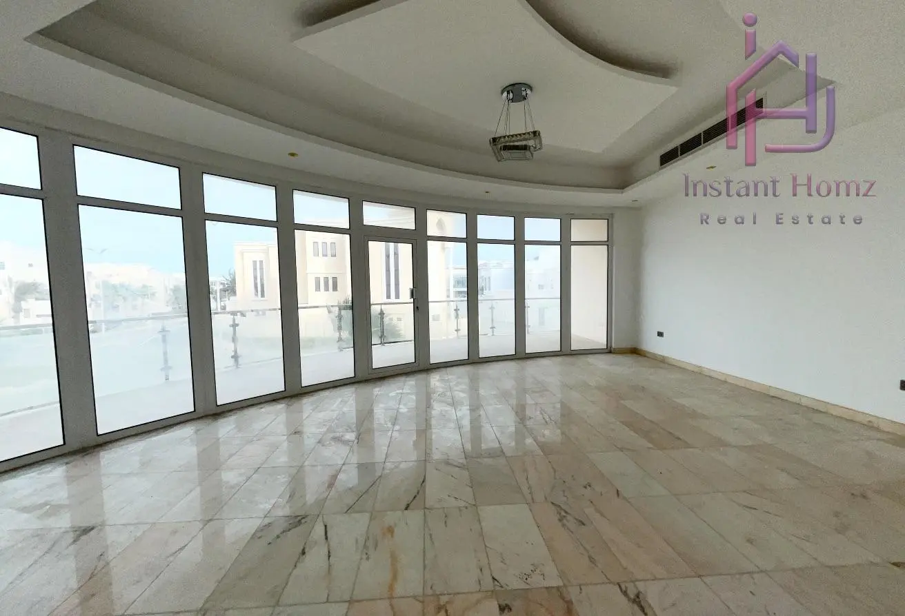 Corner 7BHK Villa for Sale in Amwaj Islands – Luxury Home