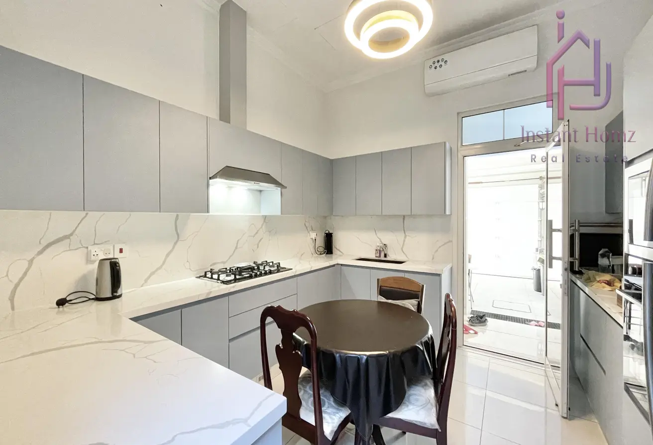 5BHK Corner Villa for Sale | Luxury Home in Tubli