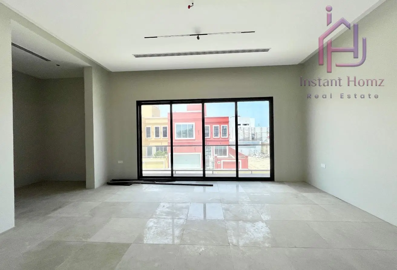 Luxury Villa for Sale in Al Janabiya, Beautiful Design