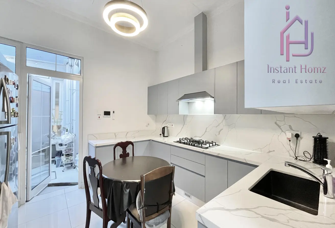 5BHK Corner Villa for Sale | Luxury Home in Tubli