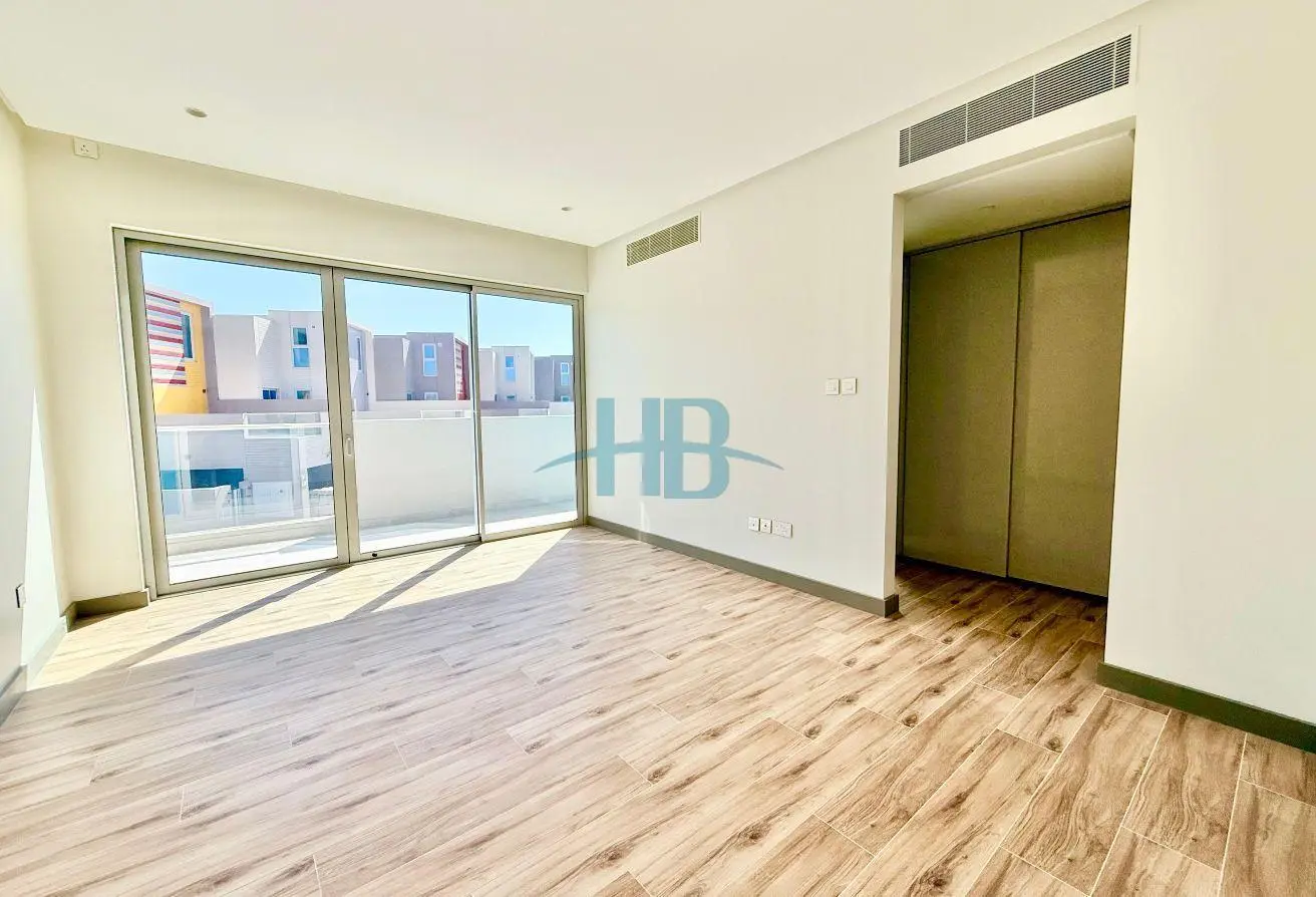 Luxurious and Stunning Waterfront Villa for Sale in Al Naseem, Diyar Muharraq