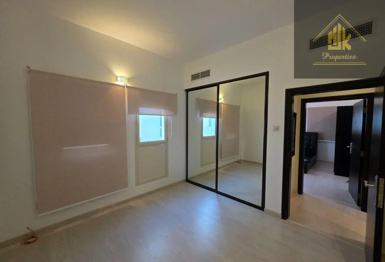 Villas for Sale in Janabiya – Spacious and Luxurious