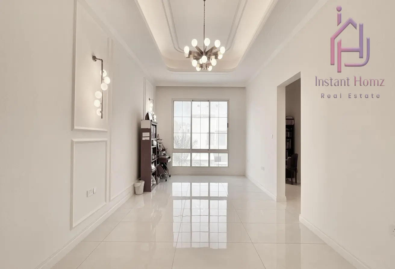 5BHK Corner Villa for Sale | Luxury Home in Tubli
