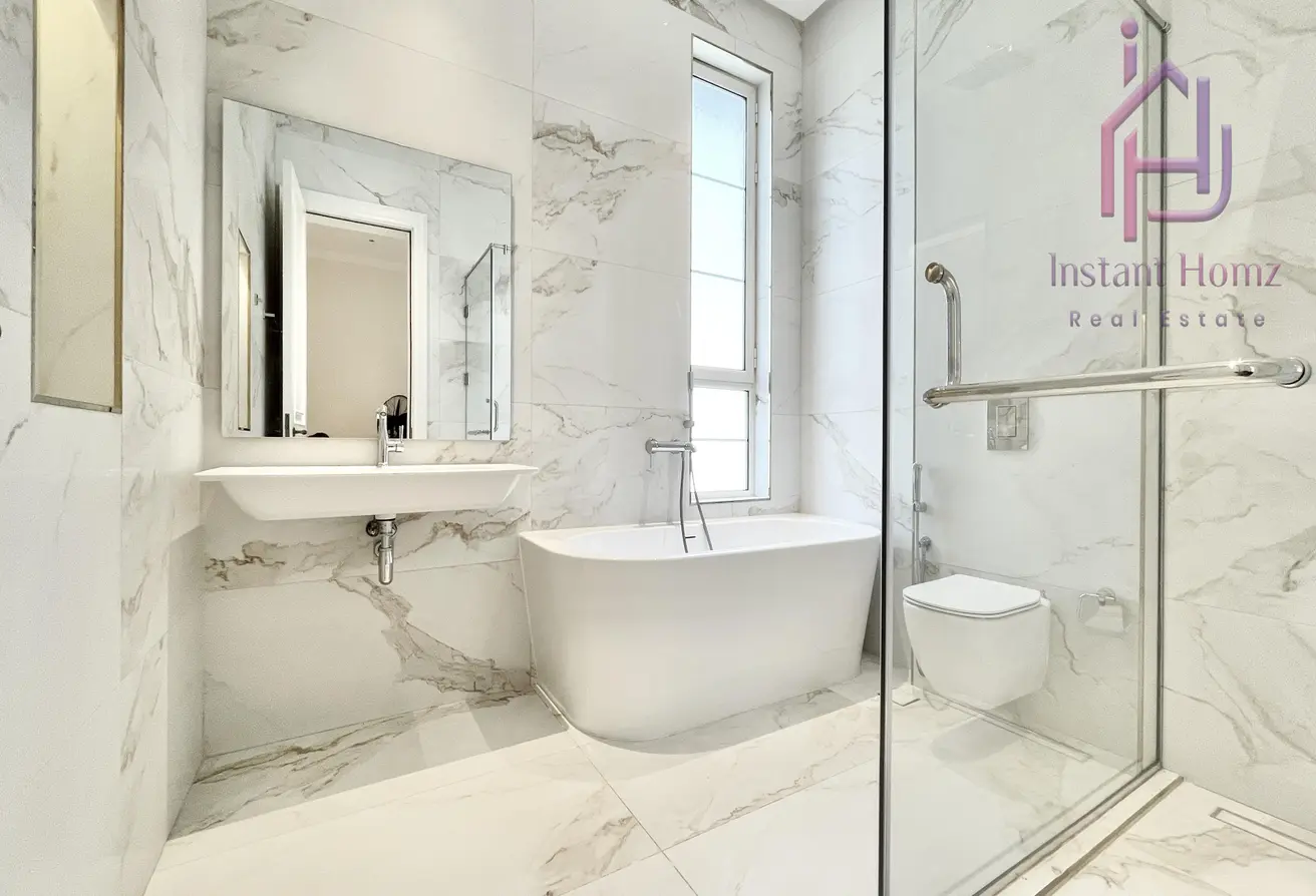 5BHK Corner Villa for Sale | Luxury Home in Tubli