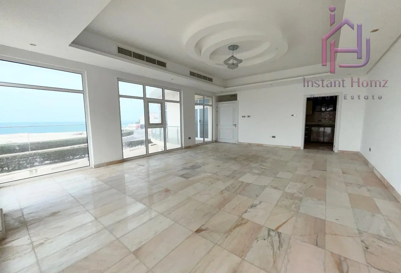 Corner 7BHK Villa for Sale in Amwaj Islands – Luxury Home