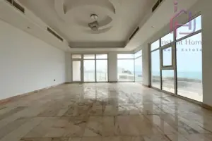 Corner 7BHK Villa for Sale in Amwaj Islands – Luxury Home