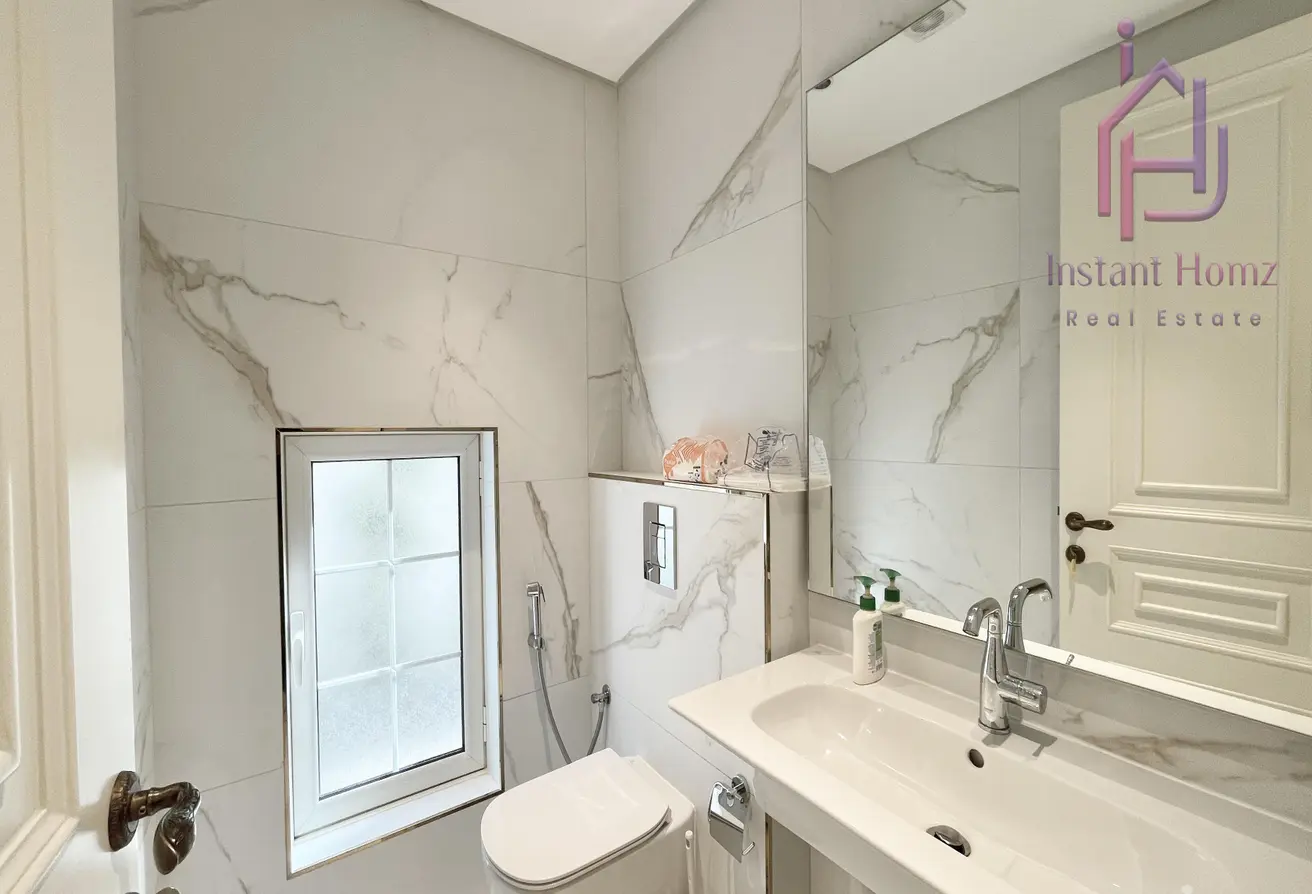 5BHK Corner Villa for Sale | Luxury Home in Tubli