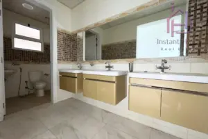 Corner 7BHK Villa for Sale in Amwaj Islands – Luxury Home