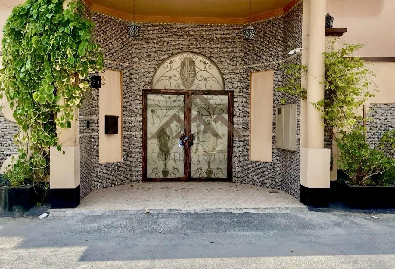 Spacious and Elegant Corner Opportunity: Luxury Villas for Sale in Riffa Al Sharqi
