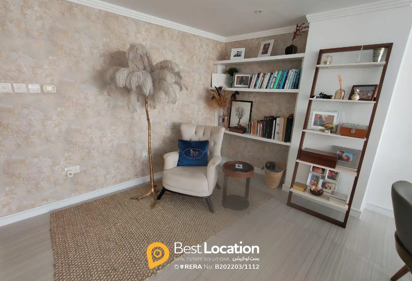 Modern Villas for Sale in Amwaj Marina – Prime Location