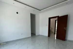 4-Bedroom Elegant Villa for Sale in Malkiyah