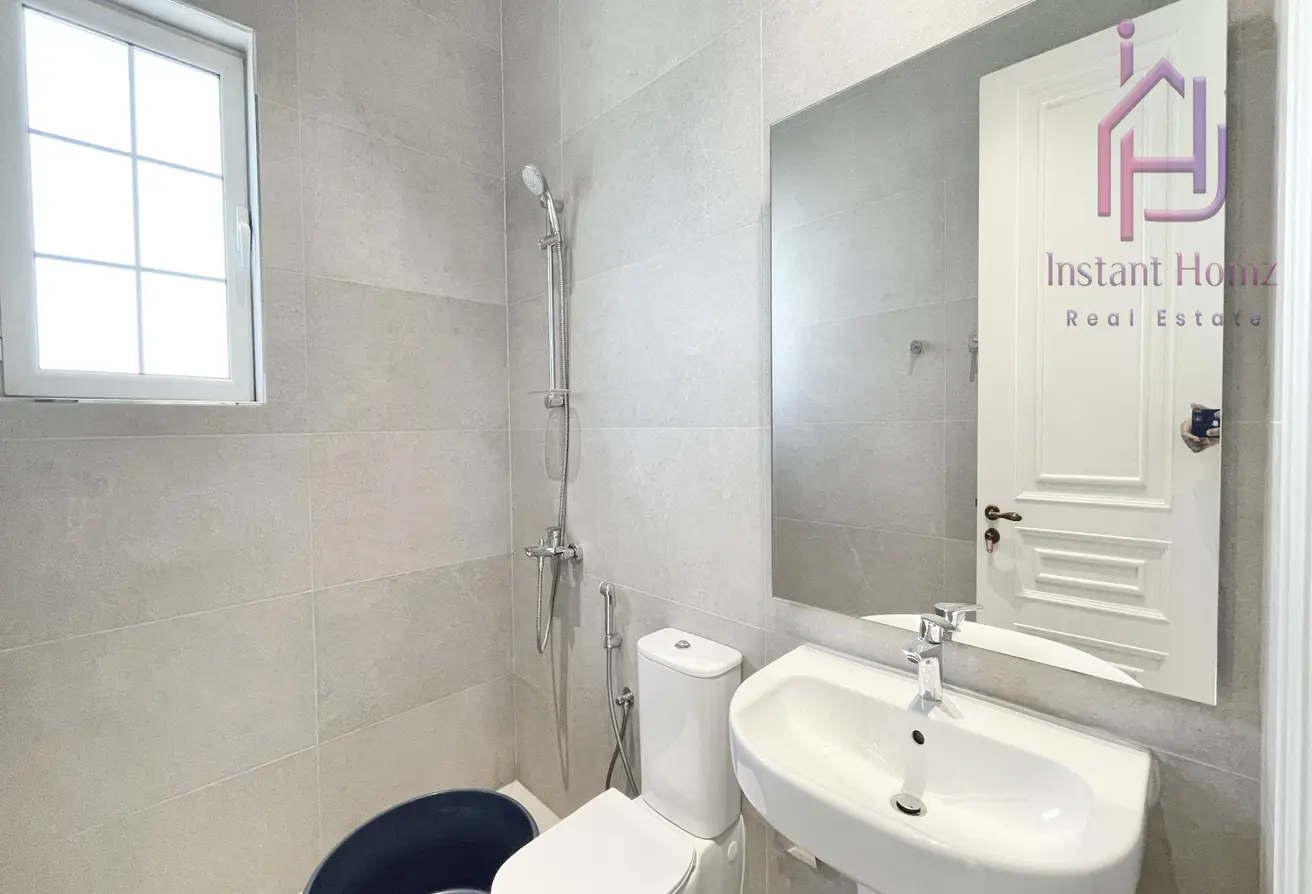 5BHK Corner Villa for Sale | Luxury Home in Tubli