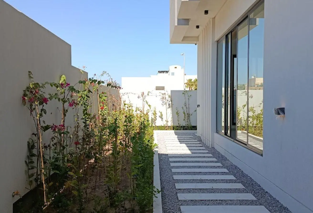 Villas for sale in Saar