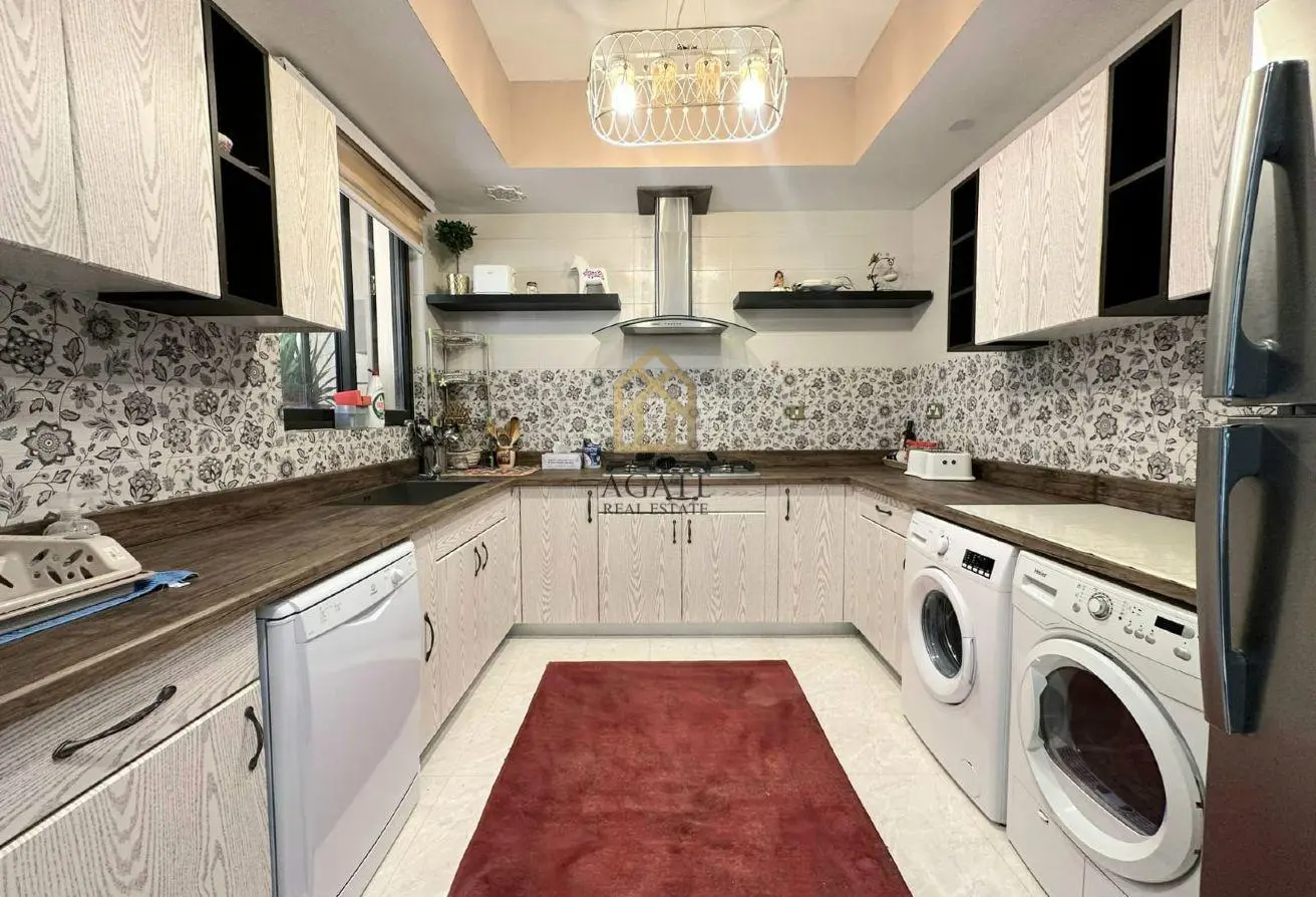 Charming Furnished Villa with Canal Access and Spacious Terrace in Al Marsa Floating City – Villas for Sale